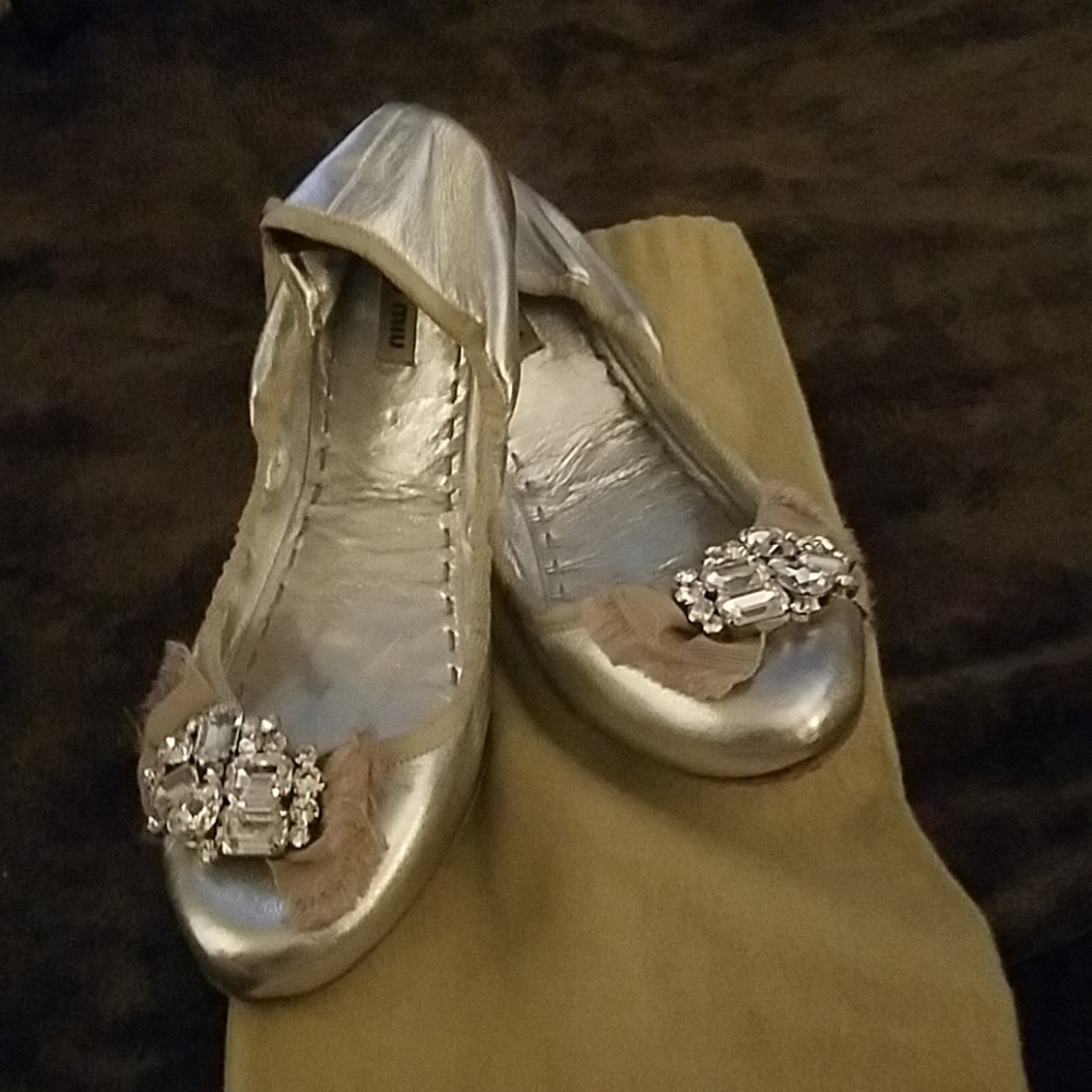MIU MIU Sliver Flats with Stunning Crystals 💗
